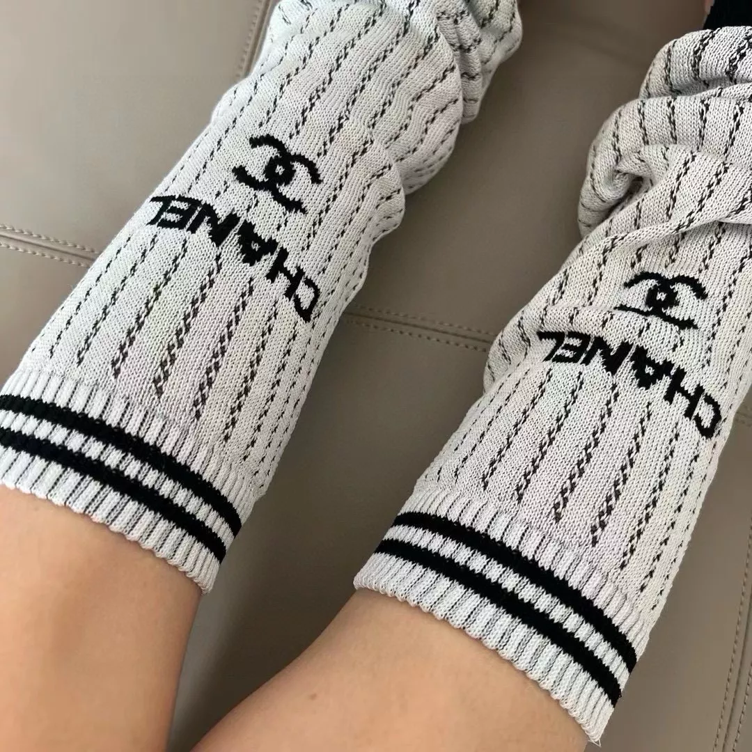 chanel chaussettes s_127323a4